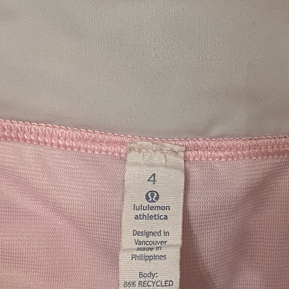 Lululemon Run: Speed Short *4-way Stretch Size 4 1150 - Picture 3 of 9